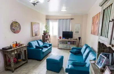 Imperdível apartamento à venda em São Paulo-SP, Alto da Lapa! 2 quartos, 1 banheiro, 1 vaga de garagem. Confira!