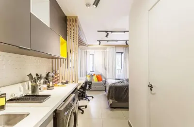 Kitnet / Stúdio à venda na Avenida Pavão, 1076, Moema, São Paulo