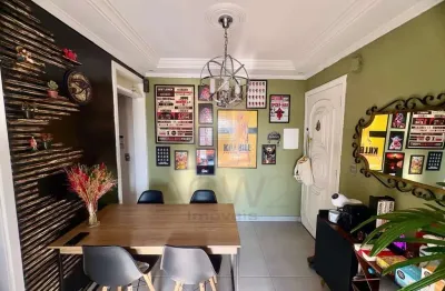 Apartamento de 2 quartos e uma vaga todo repaginado com acabamento excelente