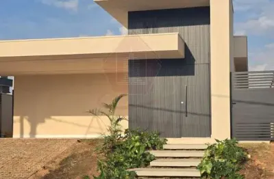 Casa de alto padrão em condomínio exclusivo em Itupeva-SP, Jacaré: 4 quartos, 2 suítes, 2 salas, 4 banheiros, 4 vagas, 190m².