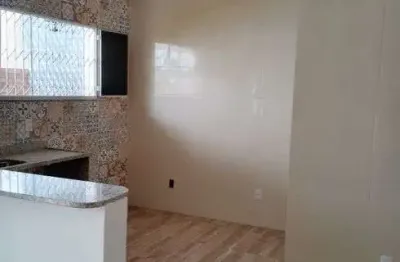 Casa estilo de boneca em cg. rj , com escritura, 01 quarto podendo ampliar na laje