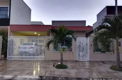 Casa alto padrão com 3 dormitórios sendo 2 suite,  em condomínio de luxo em campo grande.