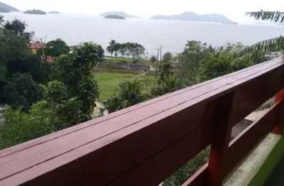 Modesta casa/sobrado deveraneio na praia de muriqui/costa verde.