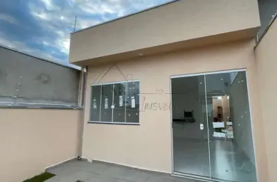 Casa à venda, com excelente localização e acabamento em pouso alegre - mg