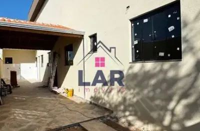 Oportunidade imperdível  casa à venda, conforto e praticidade.