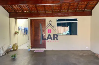 Vende-se casa com excelente acabamento e localização em pouso alegre