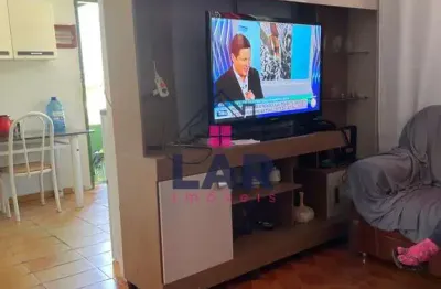 Casa a venda com excelente localização e com preço condizente.