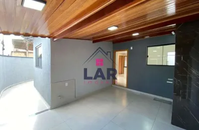 Casa com excelente acabamento e localização com valor espetacular