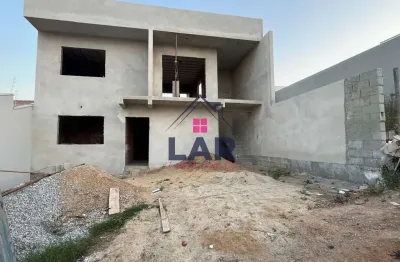 Vende-se casas com excelente localização e com valor excepcional