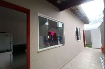 Casa com excelente localização e com acabamento de primeiro