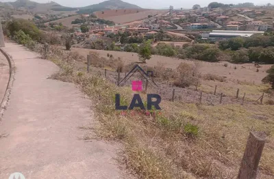 Vende-se terreno bem localizado , pronto para contruir. rua tranquila