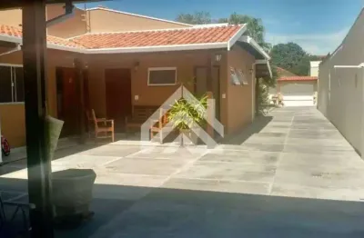 Linda casa  vila bela vista, rio claro - 3 dormitorios, suite, quintal  amplo com churrasqueira e mais e muita area verde!