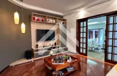 Casa com 4 quartos à venda na Cidade Jardim, Rio Claro 