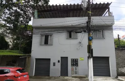 Linda casa para até 4 moradores - aconchegante com excelente localização