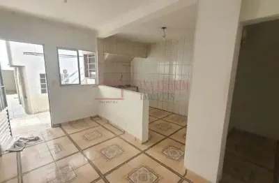 Casa com 1 dormitório, próximo ao atacadista assai de cidade dutra- são paulo