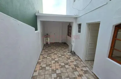 Casa com 4 ambientes, em conjunto residencial salvador tolezani  cidade dutra  -  são paulo