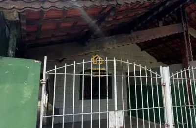 Casa com 2 quartos à venda na Rua Rosa Marli de Souza, Vila Mirim, Praia Grande