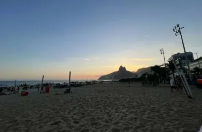Imóvel para venda tem 300 metros quadrados com 4 quartos em ipanema - rio de janeiro - rj