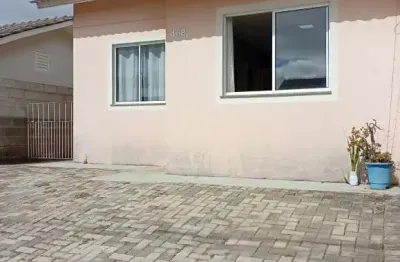 Linda casa semi mobiliada, condomínio bellas oficinas.