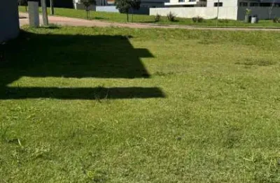 Terreno em condomínio fechado à venda no Jardim Carvalho, Ponta Grossa 