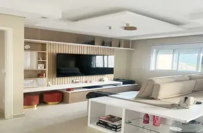 Apartamento à venda, 45 m², 2 quartos, 2 banheiros, 1 suíte