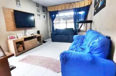 Casa à venda, 111 m², 3 quartos, 2 banheiros, 1 suíte
