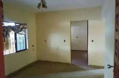 Casa com 2 quartos à venda na Rua Barra de Bacururu, Jardim Vivan, São Paulo
