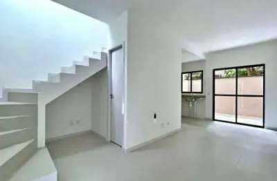 Casa com 2 quartos à venda na Rua Dona Maria Angélica, 513, Ayrosa, Osasco