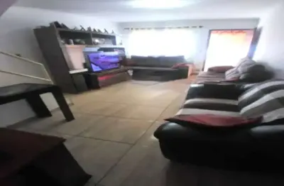 Casa com 2 quartos à venda na Rua Venâncio Diniz Junqueira, Jaraguá, São Paulo