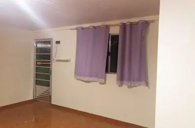 Sobrado à venda, 350 m², 3 quartos, 3 banheiros, 2 suítes