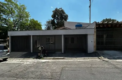 Casa térrea à venda no bairro da vila piauí na rua jacques pilon
