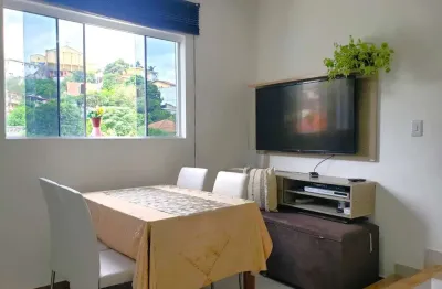 Sobrado à venda, 77 m², 2 quartos, 1 banheiro, 1 suíte