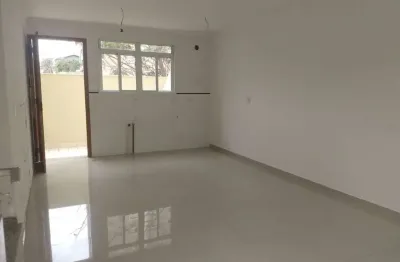 Sobrado à venda, 91 m², 2 quartos, 3 banheiros, 2 suítes