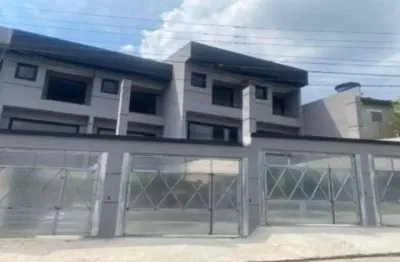 Sobrado à venda, 125 m², 2 quartos, 3 banheiros, 2 suítes