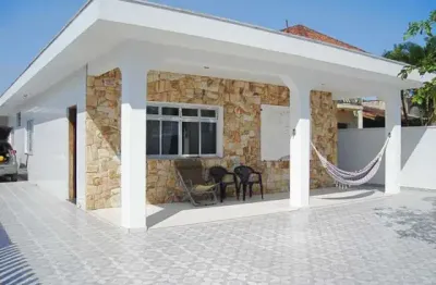 Casa à venda, 132 m², 3 quartos, 3 banheiros, 1 suíte