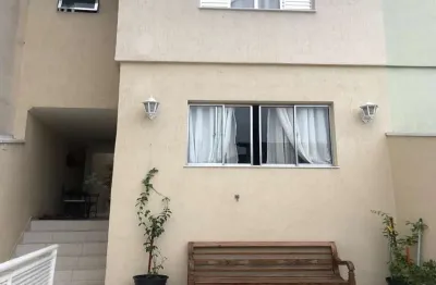 Sobrado à venda, 119 m², 3 quartos, 3 banheiros, 1 suíte