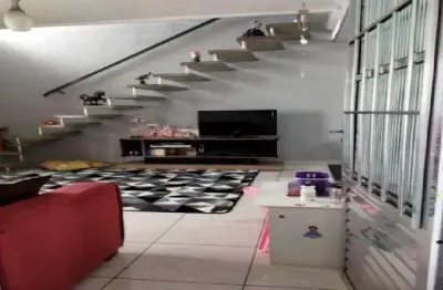 Casa com 3 quartos à venda na Rua Tico-Tico, Ayrosa, Osasco