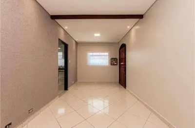 Casa à venda, 170 m², 3 quartos, 3 banheiros, 1 suíte