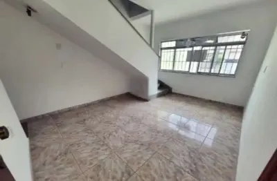 Sobrado à venda no parque são domingos, 178 m², 3 quartos, 2 banheiros