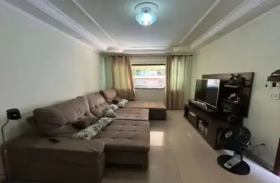 Sobrado à venda, 125 m², 3 quartos, 3 banheiros, 1 suíte