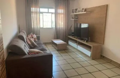 Sobrado à venda, 143 m², 3 quartos, 2 banheiros, 1 suíte