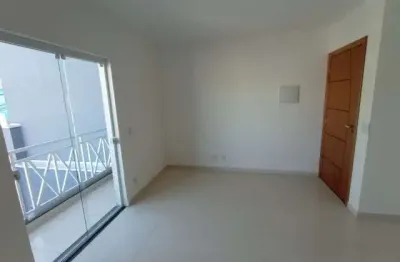 Sobrado à venda, 140 m², 3 quartos, 3 banheiros, 1 suíte
