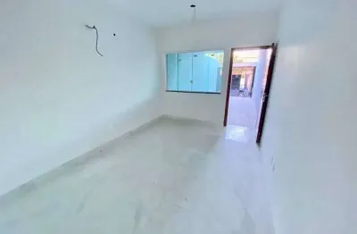 Sobrado à venda, 115 m², 3 quartos, 2 banheiros, 1 suíte