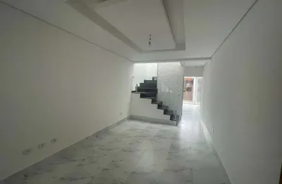 Sobrado à venda, 160 m², 3 quartos, 3 banheiros, 1 suíte