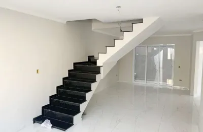 Casa com 3 quartos à venda na Rua José Ataliba Ortiz, 400, Vila Mangalot, São Paulo