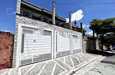 Sobrado à venda, 135 m², 3 quartos, 4 banheiros, 3 suítes