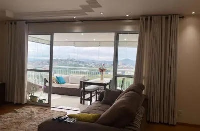Apartamento à venda, 107 m², 3 quartos, 3 banheiros, 1 suíte