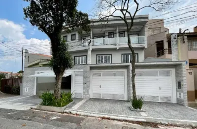 Sobrado à venda, 170 m², 3 quartos, 5 banheiros, 3 suítes