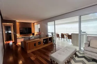 Apartamento à venda, 131 m², 3 quartos, 4 banheiros, 1 suíte