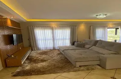 Casa à venda, 222 m², 3 quartos, 3 banheiros, 1 suíte